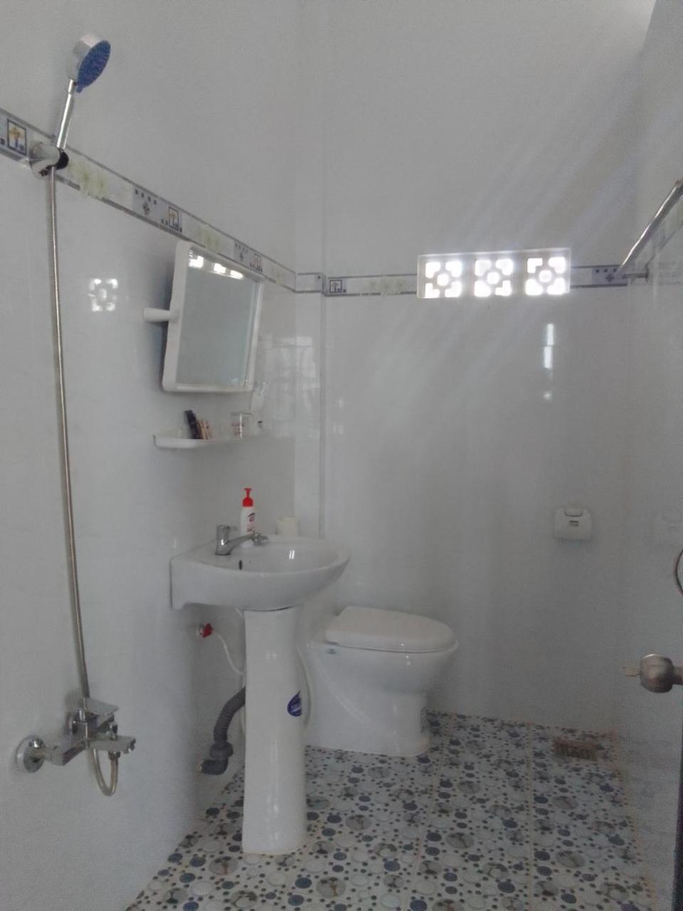 Duc Phat Homestay Cat Tien Luaran gambar