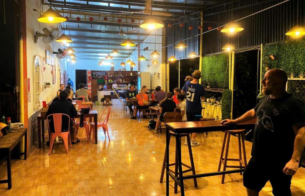 Duc Phat Homestay Cat Tien Luaran gambar